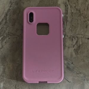 iPhone X XS lifeproof case